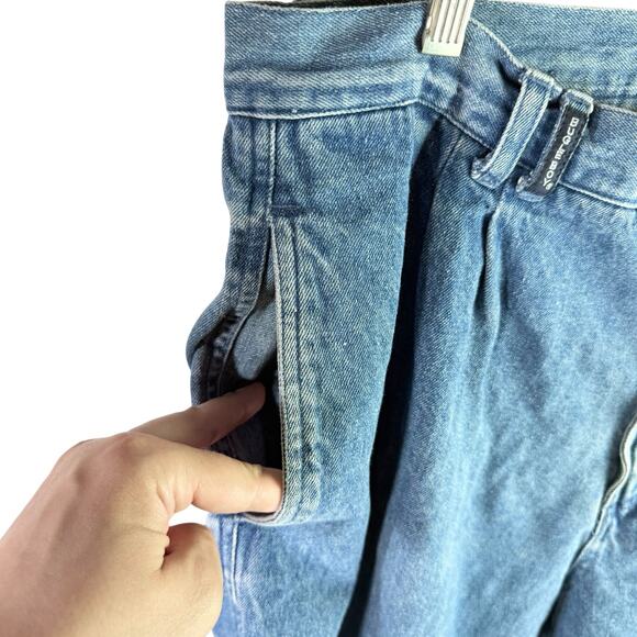 Bugle Boy VTG Men's 38x30 Medium Blue Wash Pleated Front Tapered Leg Jeans - Picture 9 of 12